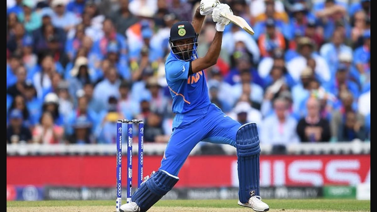 How Hardik Pandya’s Curved Bat Makes No-Look Sixes Scientifically Possible